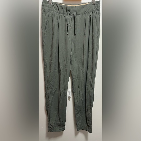REI Co-op Beyonder Pants Sage Green Women’s Size Medium - Picture 1 of 9